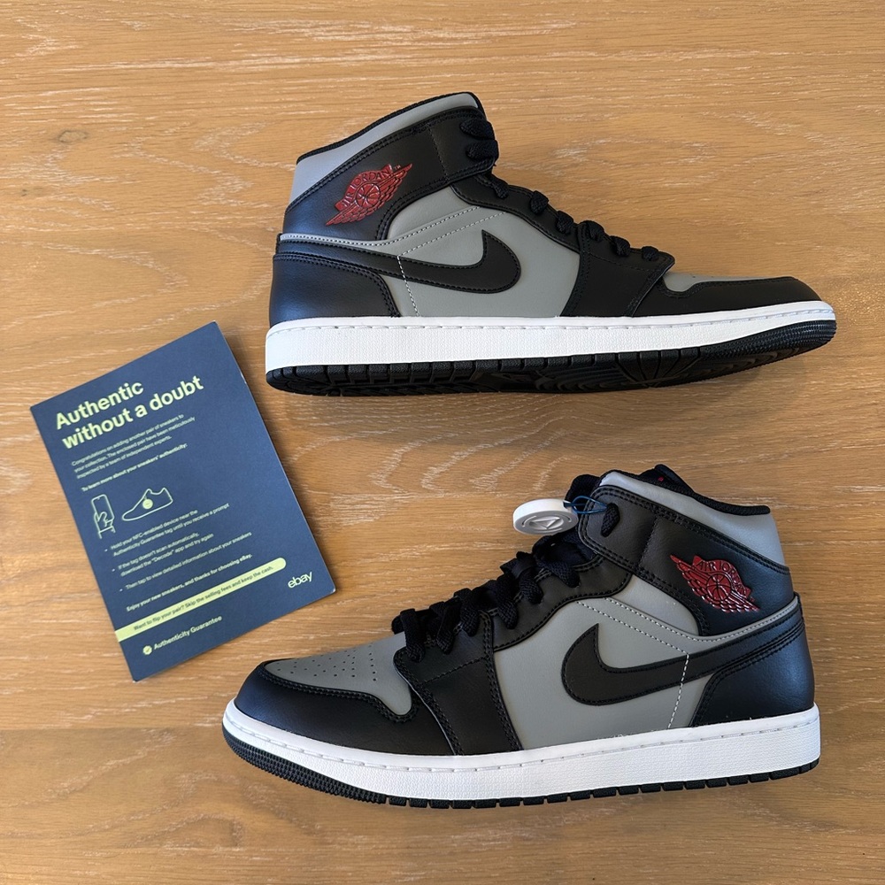 Men’s 11.5 New Jordan 1  Mid ‘Shadow’